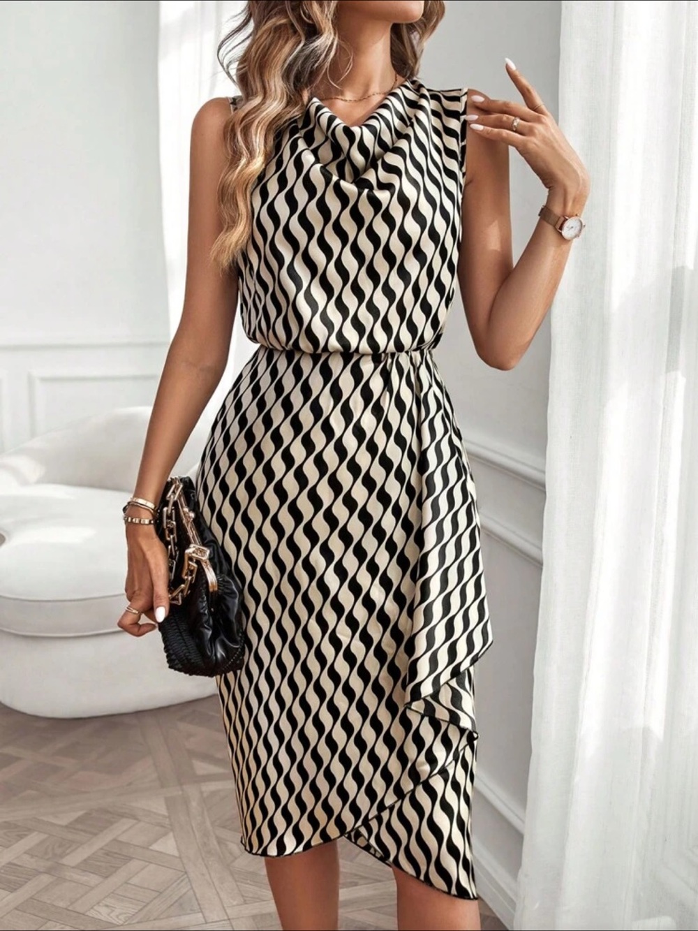 NWOT: Sleeveless Black & Cream Patterned Midi Dress